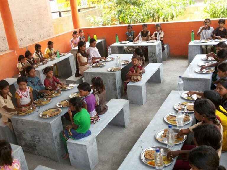 Dining tables for mid-day meals in government schools of Madhya Pradesh