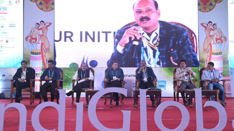 Integrate technology in curriculum: Panelists